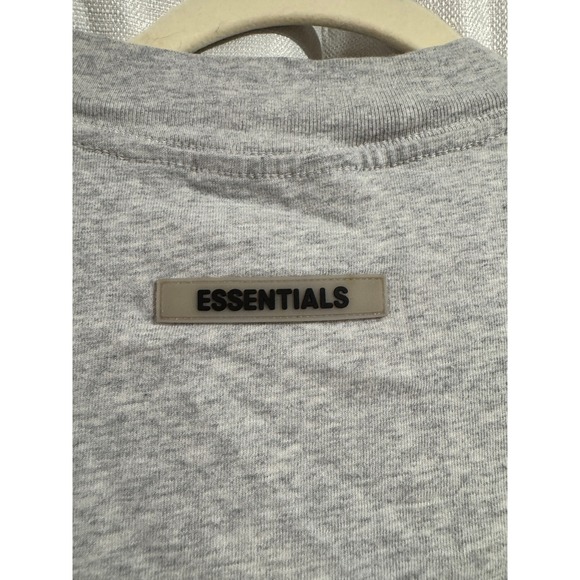 Fear of God Essentials Long Sleeve T-Shirt Heather Grey Logo Mens Medium M - Picture 6 of 6